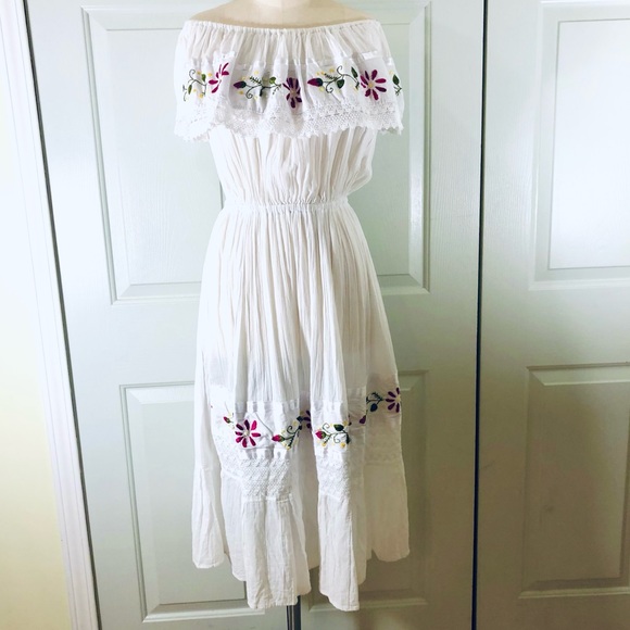 Mexican Off Shoulder Dress Floral Embroidered Lace Gauzy Cotton Size L - Picture 6 of 15